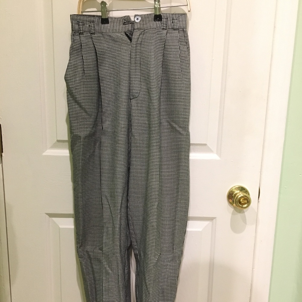 High waisted houndstooth slacks
